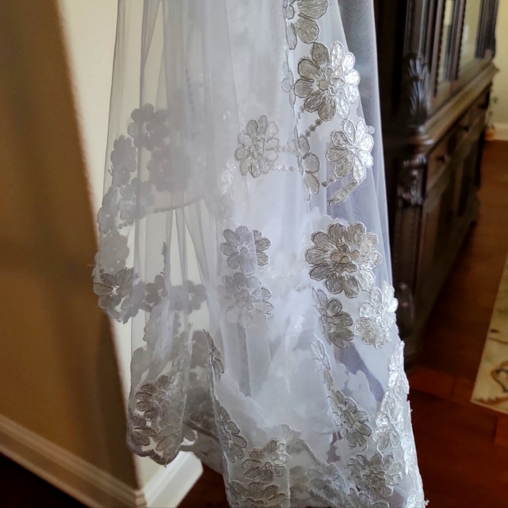 Wedding Bridal Veil Lace with Hair Comb Ivory2